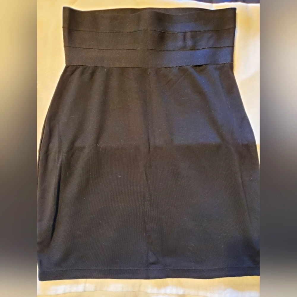 Max Studio Black Pencil Skirt size L